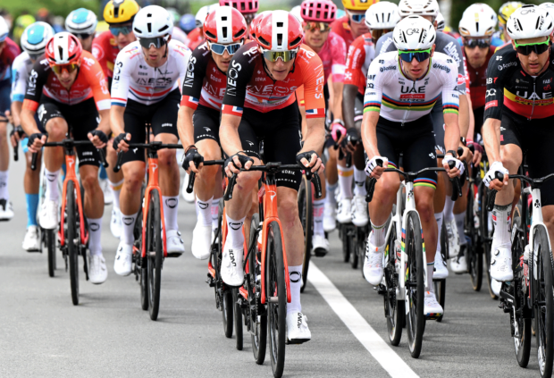 LILLE, FRANCE - JULY 05: (L-R) Connor Swift of Great Britain and Team INEOS Grenadiers and Tadej Pogacar of Slovenia and UAE Team Emirates - XRG compete during the 112th Tour de France 2025, Stage 1 a 184.9km stage from Lille to Lille / #UCIWT / on July 05, 2025 in Lille, France. (Photo by Dario Belingheri/Getty Images)