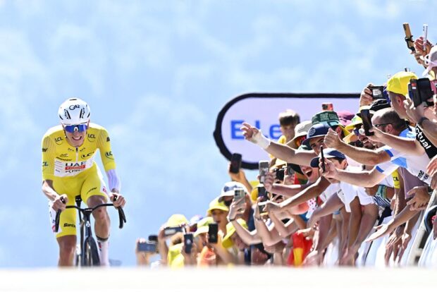 'Me pagan por ganar, no regalar carreras' - Tadej Pogačar se niega a descartar la lucha por más victorias en el escenario del Tour de Francia