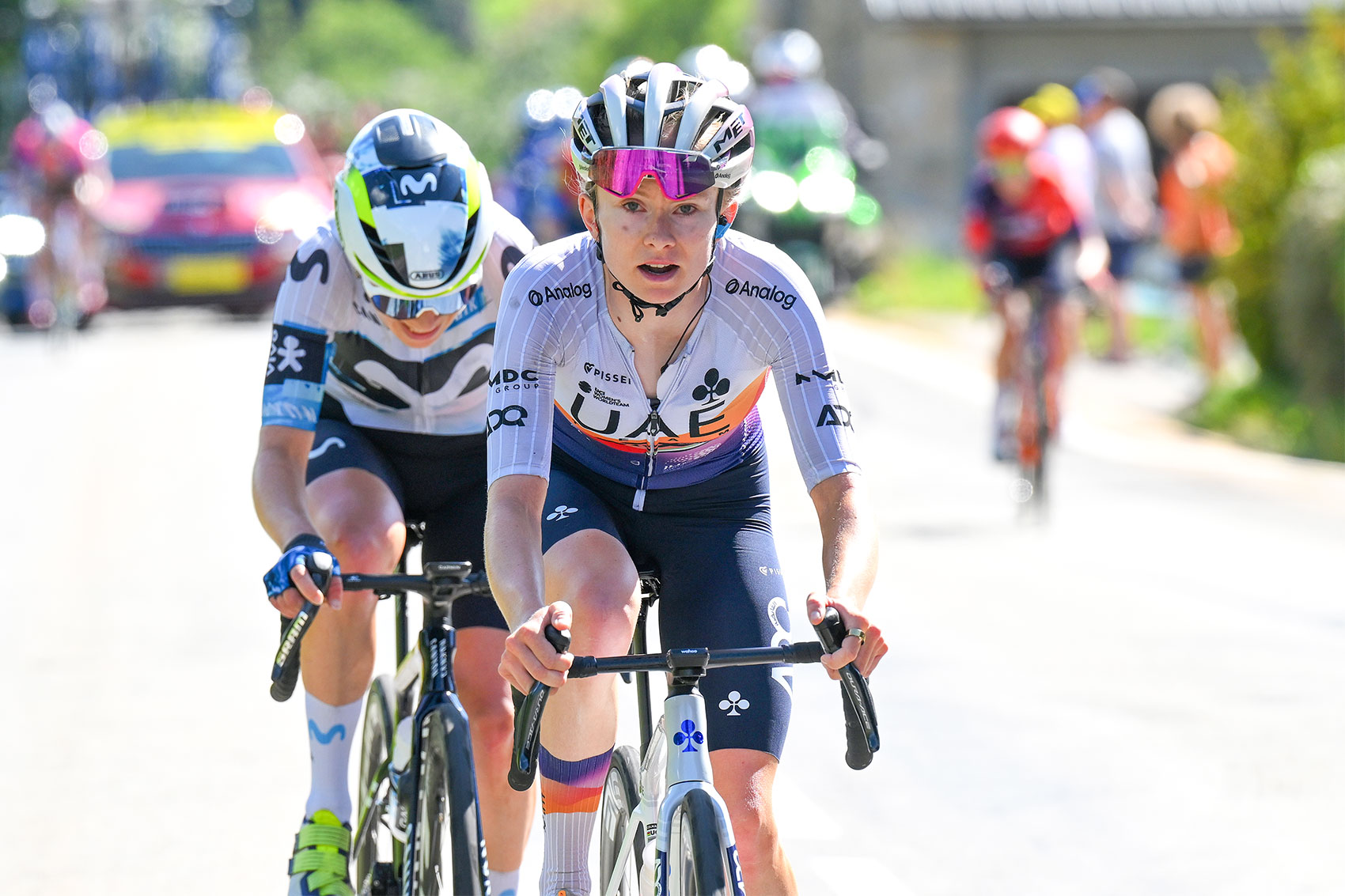Chambery, Francia-01 de agosto: (LR) Mareille Meijering de Países Bajos y Movistar del Equipo y ganador del escenario Maeva Squiban de Francia y el equipo de EAU ADQ Attack in the Breakaway durante la 4ta Tour de Francia Femmes 2025, Etapa 7 A 159.7 km desde Bourg-En-Bresse hasta Chambery / #uciwt / On August 01, 202.7 km desde la etapa de Bourg-en-Bresso hasta Chambery / #uciwt / on August 01, 202. Bourg-en-Bresse, Francia. (Foto de Tim de Waele/Getty Images)