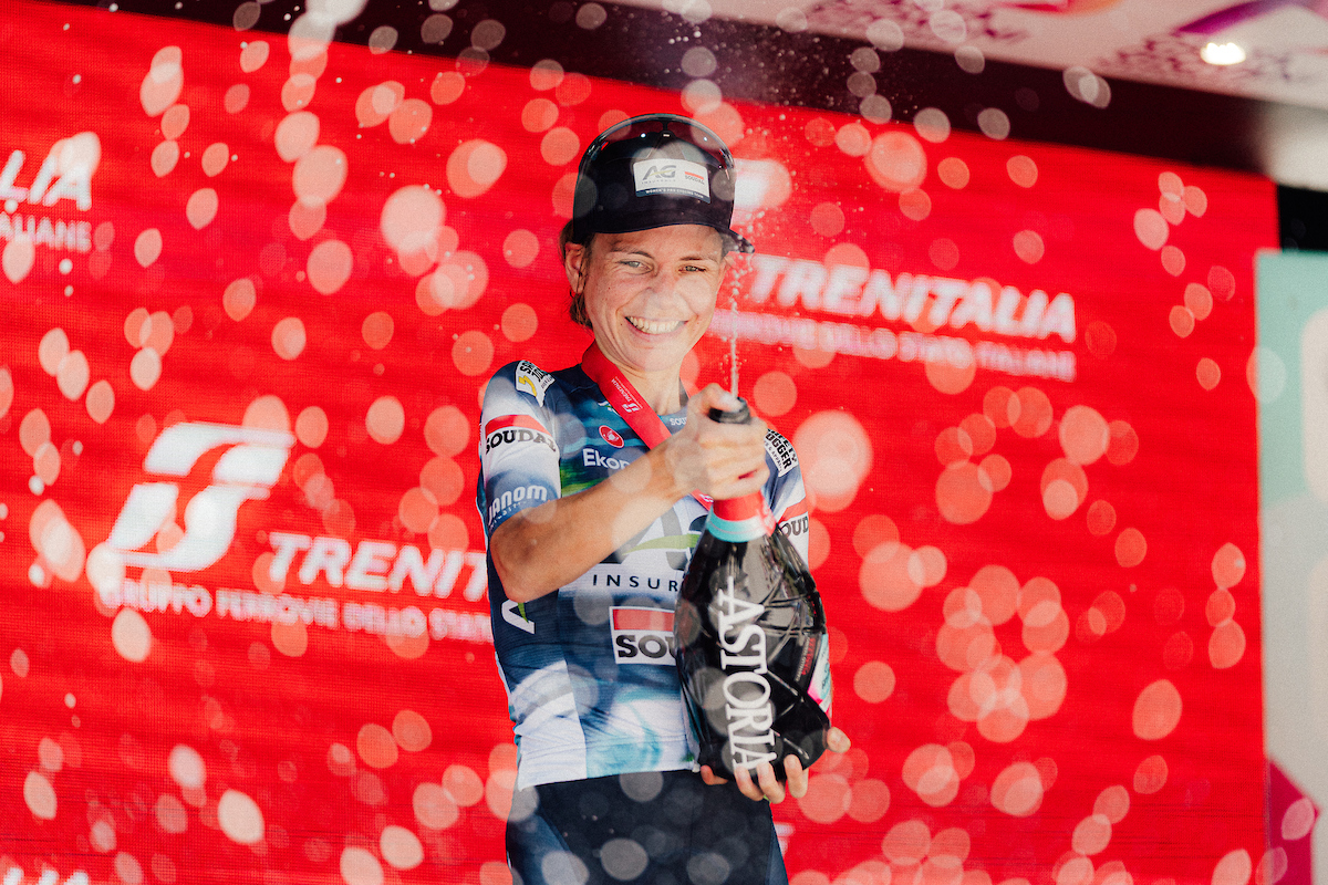 Imagen de Thomas Maheux/Swpix.com - 09/09/2025 - Ciclismo - UCI Women ' S World Tour - Giro D ' Italia Women 2025 - Etapa 4: Castello Tesino - Pianezze (ValdobbiDene) -Gigante Sarah, Ag Insurance - Soudal Winner of the Stage 4