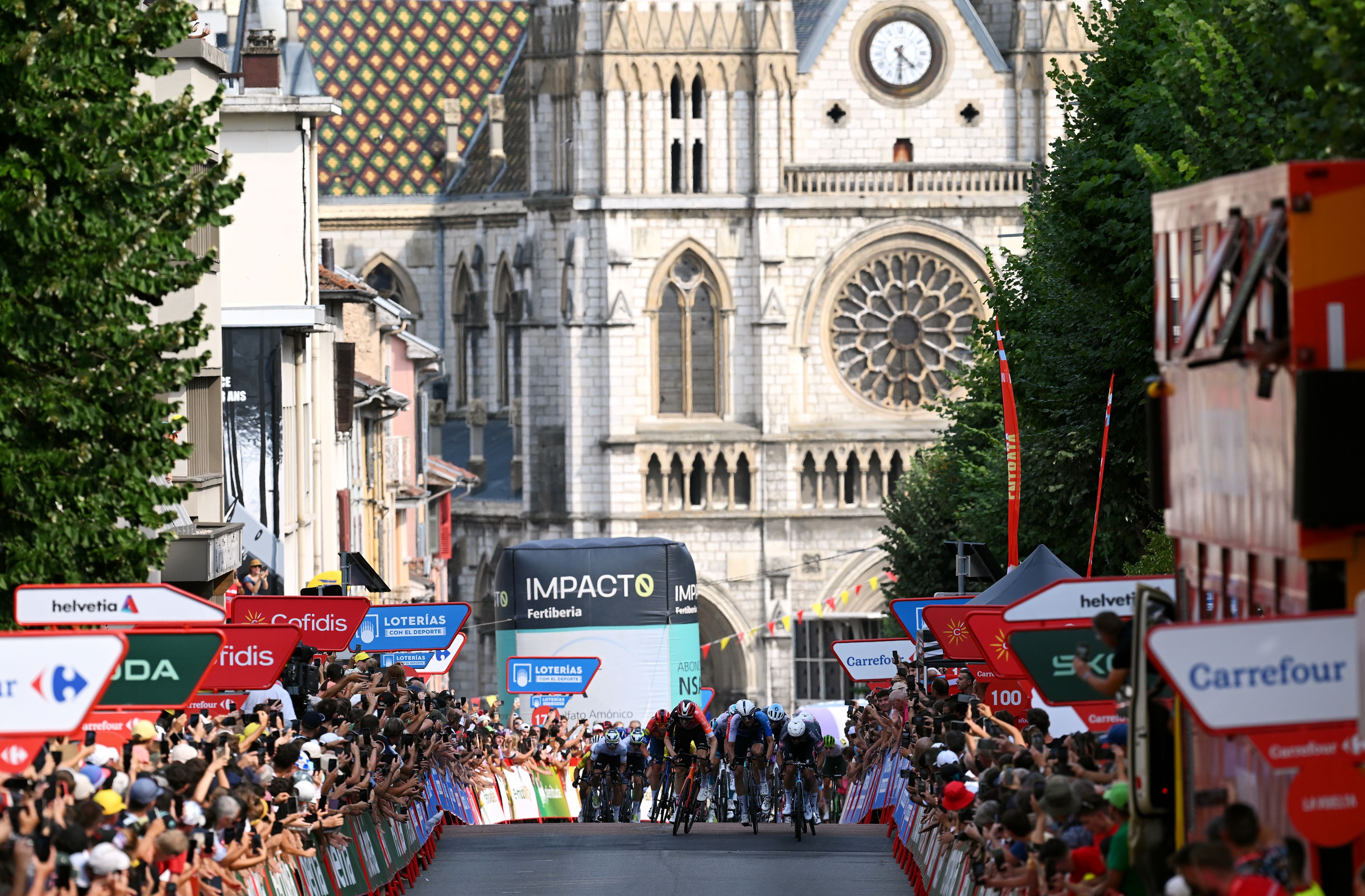 Ben Turner corrió a La Vuelta 2025 Victoria de la Etapa 4.
