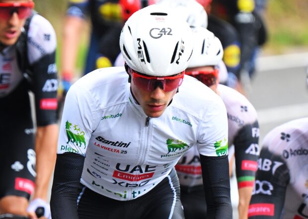 PAL, ANDORRA - AUGUST 28: Juan Ayuso of Spain and UAE Team Emirates - XRG - White Best Young Rider Jersey competes during the La Vuelta - 80th Tour of Spain 2025, Stage 6 a 170.3km stage from Olot to Pal - Andorra 1900m / #UCIWT / on August 28, 2025 in Pal, Andorra. (Photo by Tim de Waele/Getty Images)
