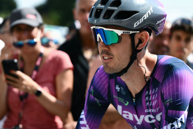 Team Jayco-AlUla's Australian rider Ben O'Connor arrives to compete in the first stage of the Vuelta a Espana, a 183 km race between Torino - Reggia di Venaria and Novara, in Italy's Piemonte region, on August 23, 2025. (Photo by Marco BERTORELLO / AFP) (Photo by MARCO BERTORELLO/AFP via Getty Images)