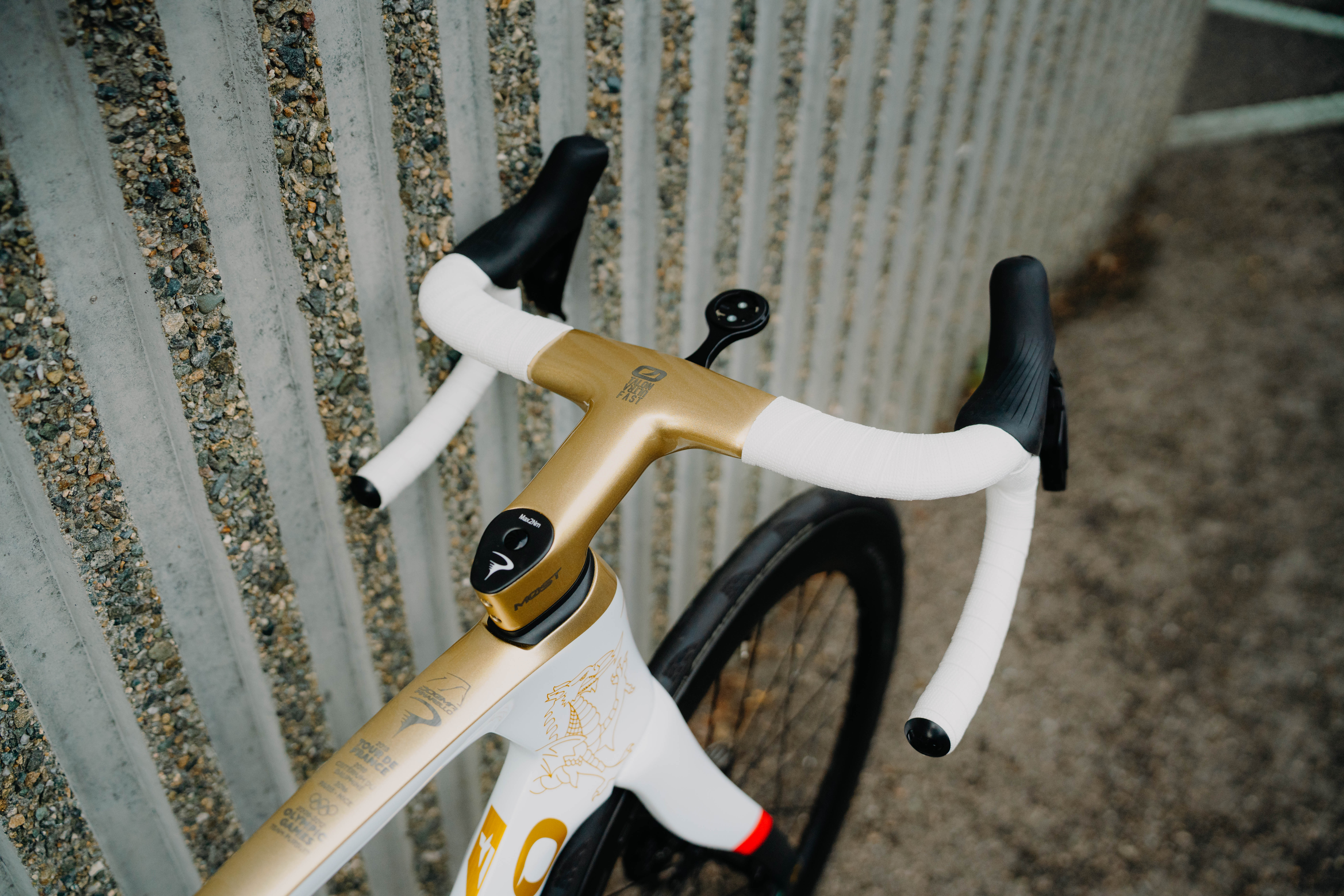 Geraint Thomas ' Tour de Gran Bretaña Custom Pinarello Dogma 2025