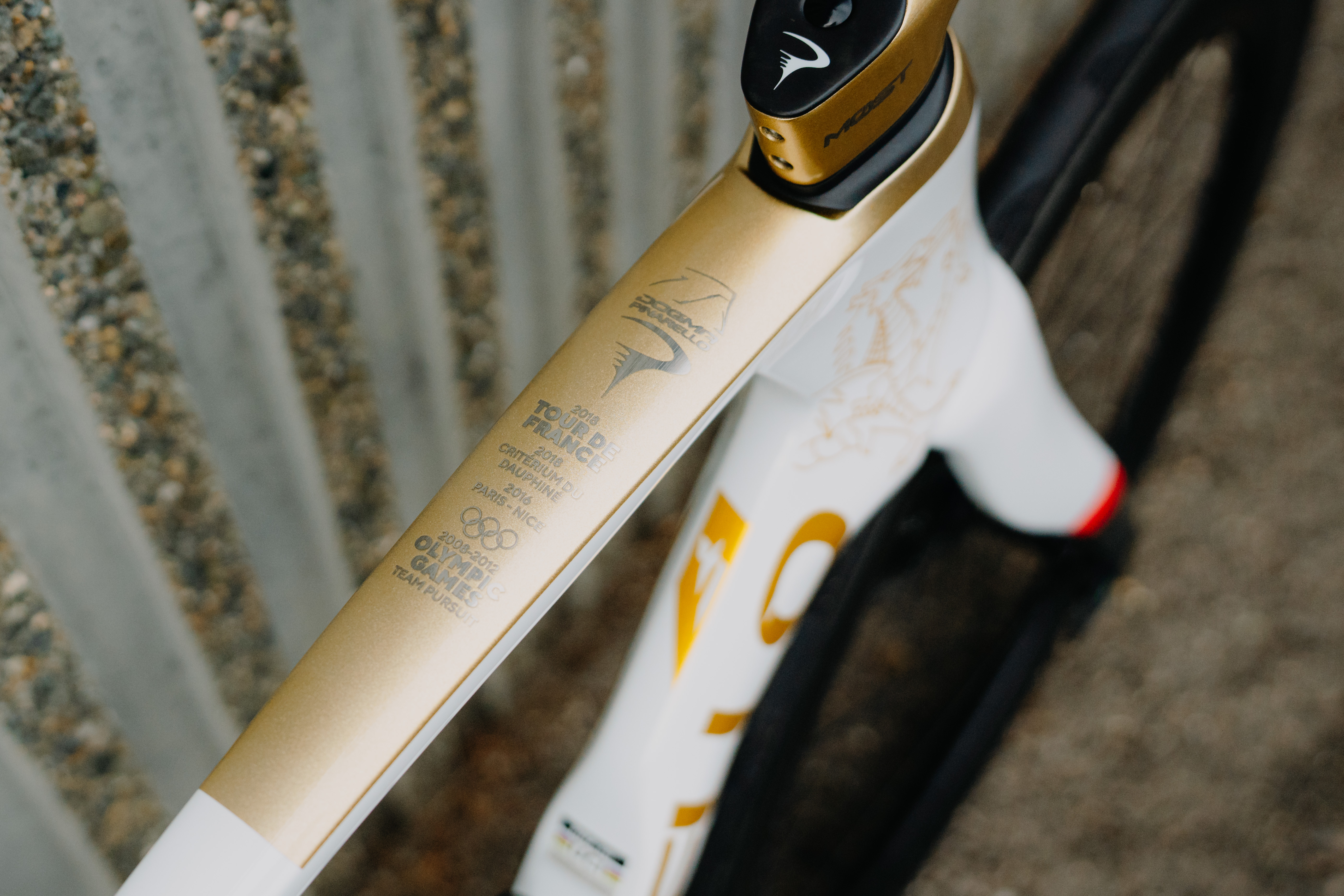 Geraint Thomas ' Tour de Gran Bretaña Custom Pinarello Dogma 2025