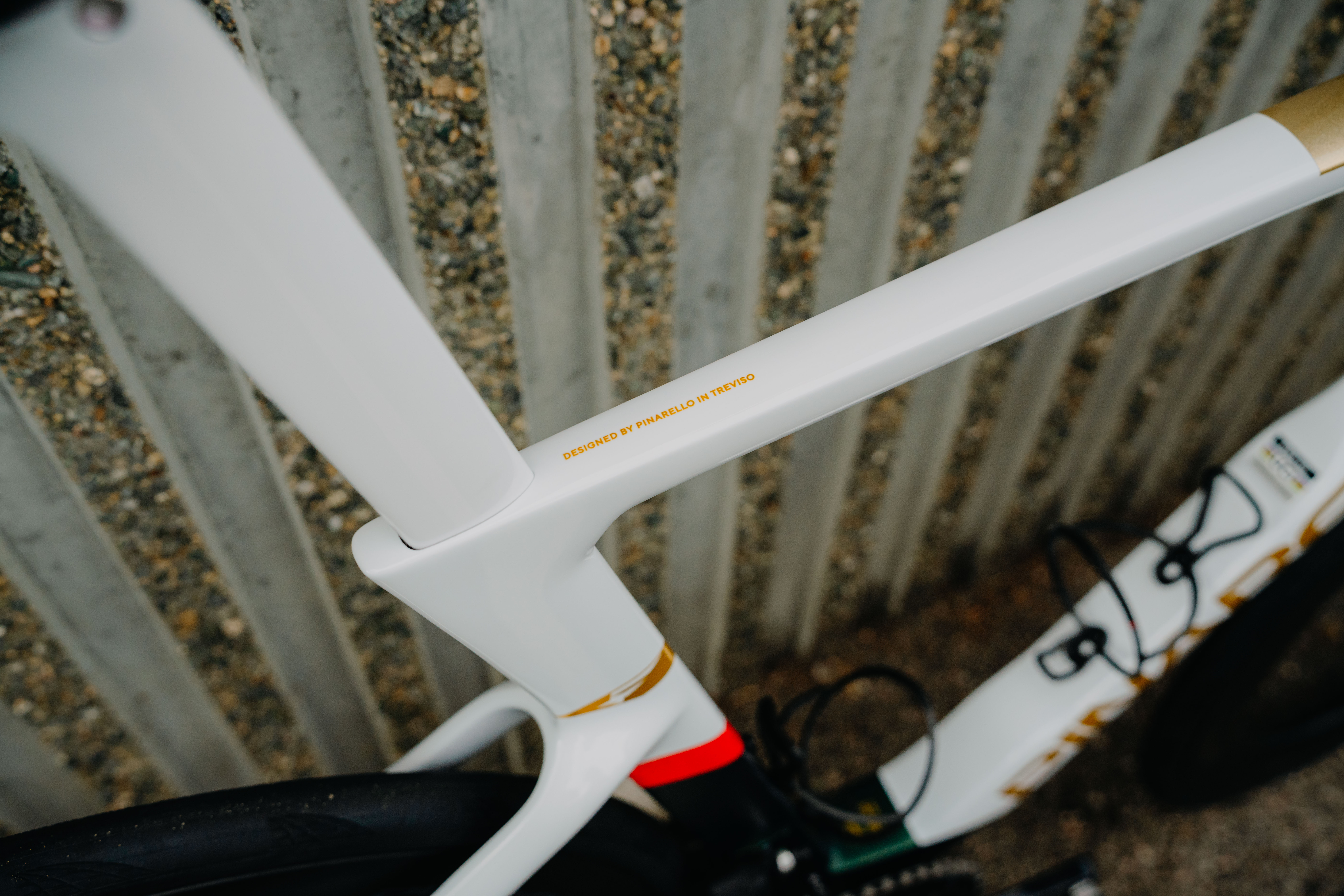 Geraint Thomas ' Tour de Gran Bretaña Custom Pinarello Dogma 2025