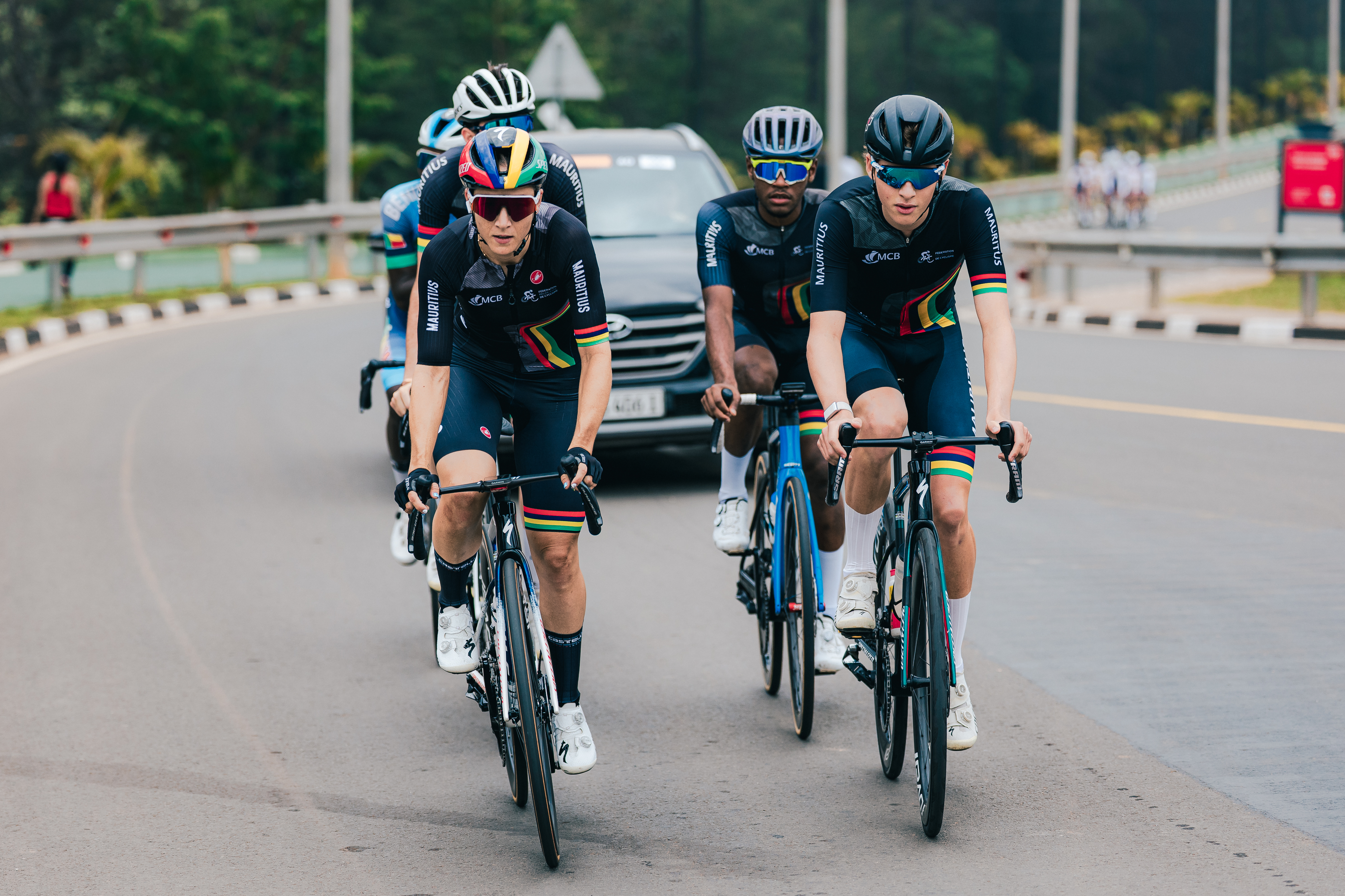 Imagen de Alex Whitehead/Swpix.com - 24/09/2025 - Ciclismo - 2025 Campeonato Mundial de Road UCI - Centro de Convenciones Kigali, Kigali, Ruanda - Entrenamiento en la carretera - Kim Le Court (Mauricio)