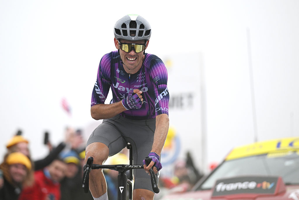 Courchevel - Col De La Loze, Francia - 24 de julio: Ben O & #039; Connor de Australia y el equipo Jayco Alula celebra en la línea de meta como ganador del escenario durante el 112º Tour de Francia 2025, etapa 18 A 171.5 km de la etapa de VIF a Courchevel - Col de Laze 2298m / #uciwt / el 24 de julio, 2025 en Courchebel - LOZELELE, COLEZE. (Foto de Dario Belingheri/Getty Images)