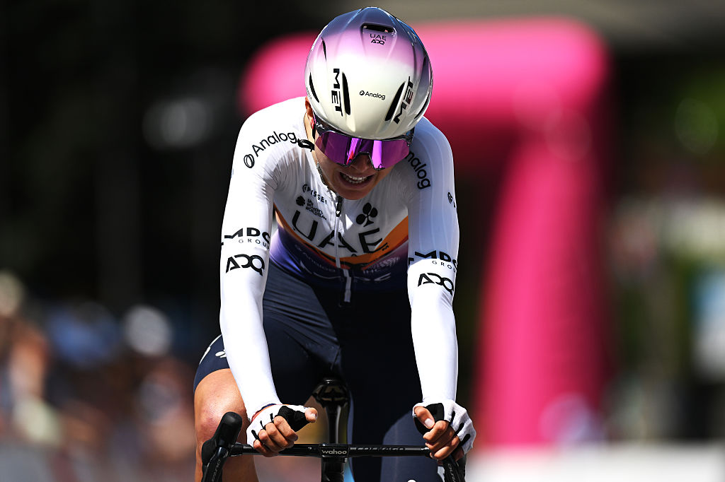 2025 Tour de Romandie: Paula Blasi cabalga a la victoria del prólogo