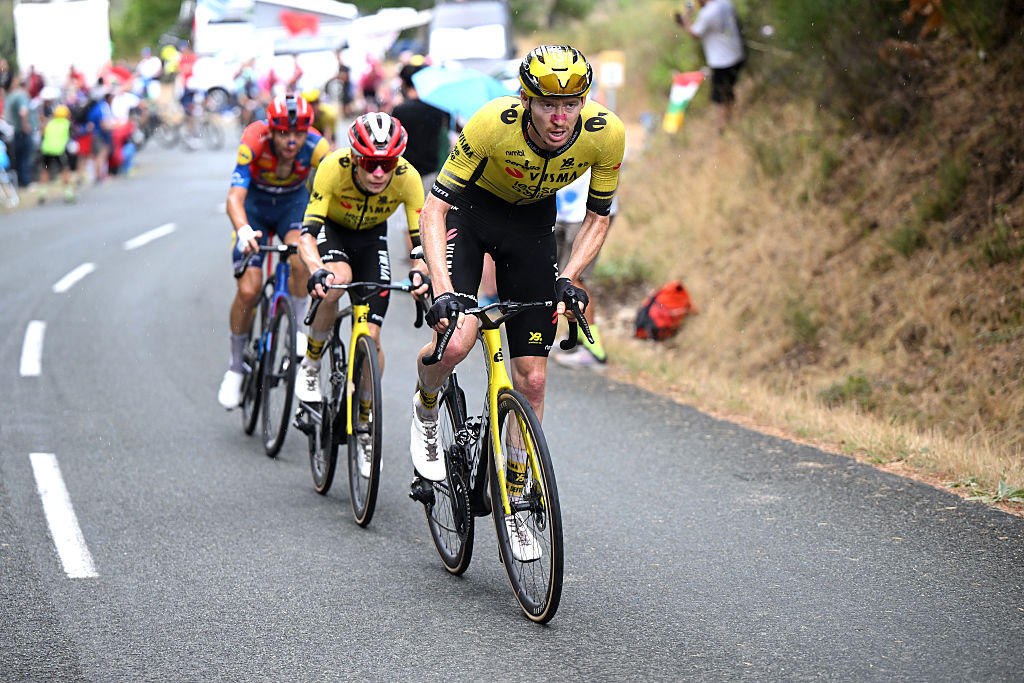 Alfaro, España - 31 de agosto: Matteo Jorgenson de los Estados Unidos y el equipo Visma | Arrendar una bicicleta ataques durante la Vuelta de La Vuelta - 80 ° Tour de España 2025, etapa 9 A 195.5 km desde Alfaro a Estación de Esqui de Valdezcaray 1541m / #uciwt / el 31 de agosto de 2025 en Alfaro, España. (Foto de Dario Belingheri/Getty Images)