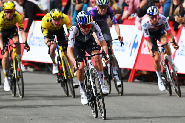 CERLER. HUESCA LA MAGIA, SPAIN - AUGUST 29: Thomas Pidcock of Great Britain and Team Q36.5 Pro Cycling crosses the finish line during the La Vuelta - 80th Tour of Spain 2025, Stage 7 a 188km stage from Andorra la Vella to Cerler. Huesca La Magia 1910m / #UCIWT / on August 29, 2025 in Cerler. Huesca La Magia, Spain. (Photo by Tim de Waele/Getty Images)