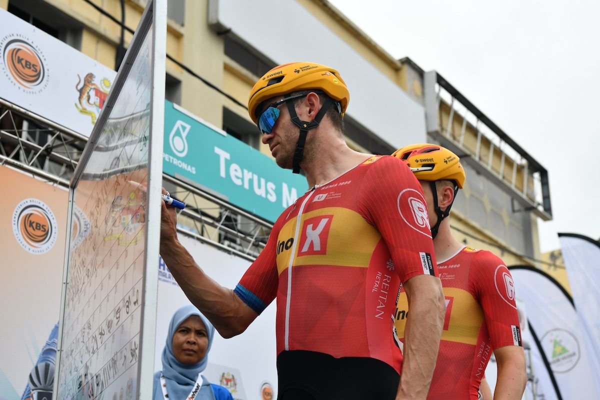 Alexander Kristoff signs on at the Petronas Le Tour de Langkawi 2025
