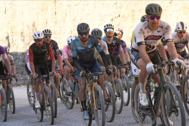 The men's field in 2024 Big Sugar Gravel, with eventual winner Alexey Vermeulen (centre) in the pack