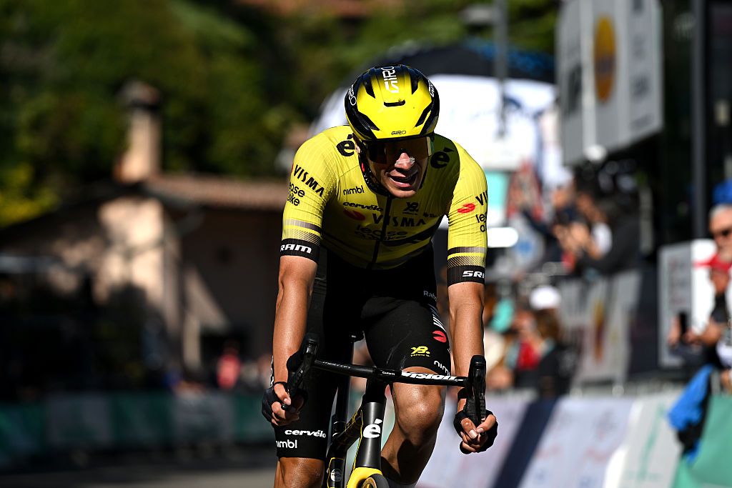 2025 Giro dell'Emilia: Cian Uijtdebroeks during one of his last races with current team Visma-Lease a Bike