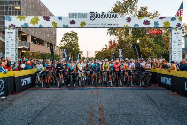 Elite men line up last year to begin Big Sugar Gravel in Bentonville, Arkansas
