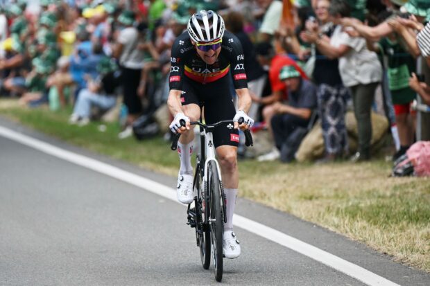 Trío de extensiones de contrato mientras el UAE Team Emirates-XRG asegura el equipo para la temporada 2026