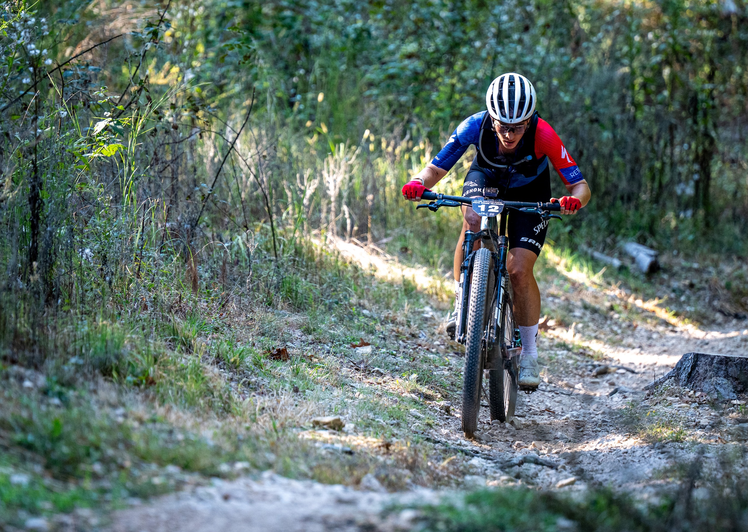 Sofia Gomez Villafa&ntilde;e cabalga para ganar en 2025 Little Sugar MTB