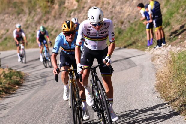 "En carreras de un día, puede igualar a Pogačar": Red Bull-Bora-Hansgrohe planea con confianza cómo ayudar a Remco Evenepoel a reducir la diferencia con el campeón esloveno
