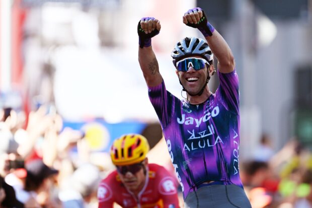 'Todavía me siento como si tuviera 25 años' – Michael Matthews extiende contrato con Jayco AlUla por dos años más