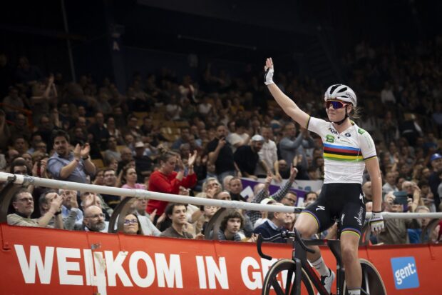 '¿Adivina quién ha vuelto?' – Lotte Kopecky volverá a competir en el Gent Six Day después de una fractura vertebral