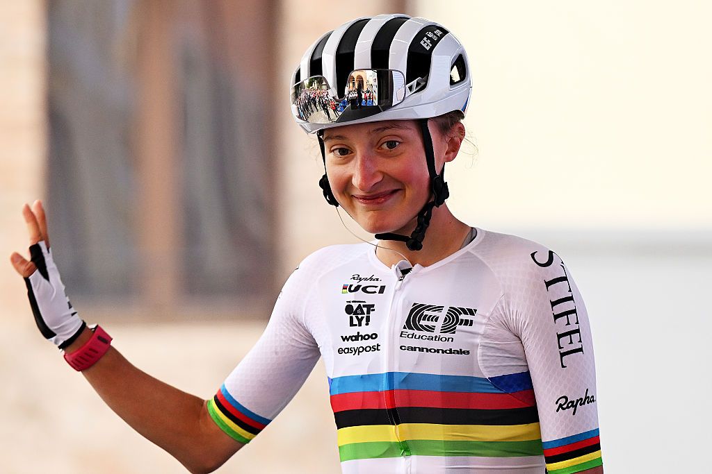 MIRANDOLA, ITALY - OCTOBER 04: Magdeleine Vallieres of Canada and Team EF Education-Oatly as World Champion Jersey prior to the 12th Giro dell&amp;apos;Emilia Internazionale Donne Elite 2025 a 126.7km one day race from Mirandola to San Luca on October 04, 2025 in Mirandola, Italy. (Photo by Dario Belingheri/Getty Images)