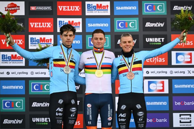 'Todo apunta a que Thibau Nys será el nuevo punto de referencia': Mathieu van der Poel evalúa la competencia antes del regreso del ciclocross