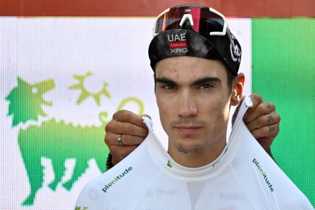 'Para mí, Mads es el líder': Juan Ayuso compartirá las ambiciones del Tour de Francia con Pedersen, pero seguirá apuntando al podio en 2026