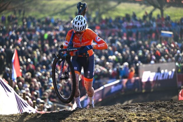 LIEVIN, FRANCE - FEBRUARY 01: Puck Pieterse of Netherlands competes during the 76th UCI Cyclo-Cross World Championships 2025 - Women's Elite on February 01, 2025 in Lievin, France. (Photo by Luc Claessen/Getty Images)
