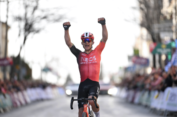"Hasta ahora ha sido un viaje increíble, pero aún no ha terminado": Michał Kwiatkowski entre los cinco corredores clave que continúan con Ineos Grenadiers