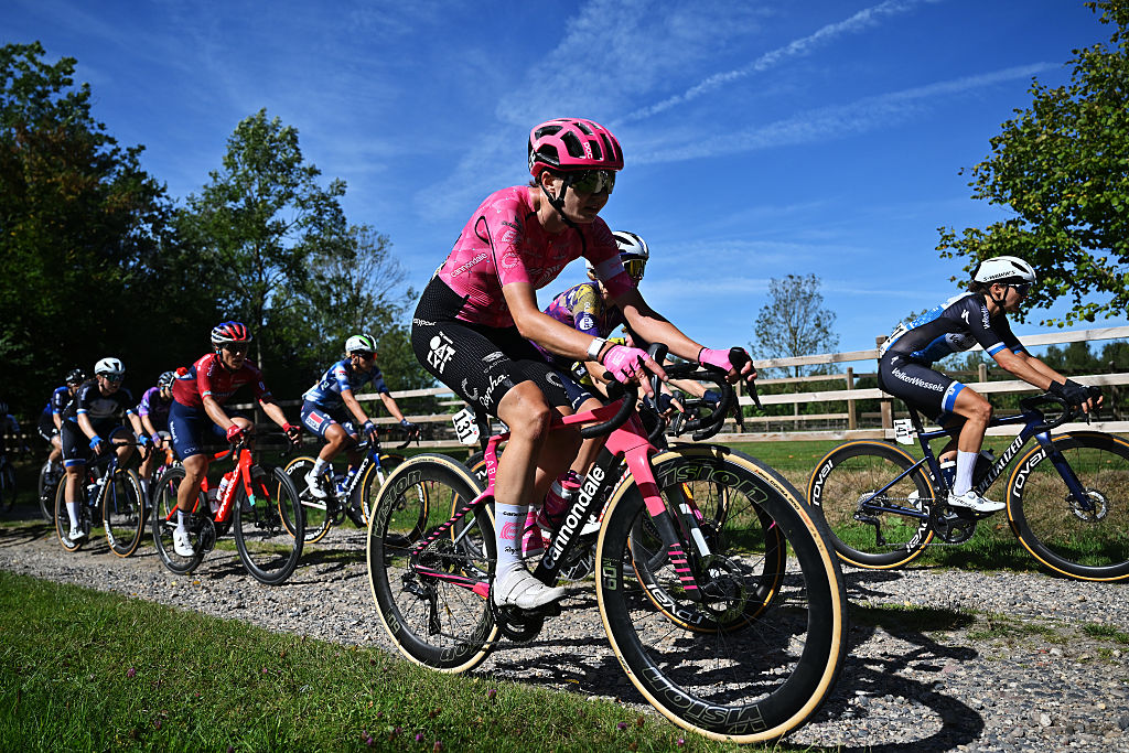 Nina Berton (EF Education-Oatly) durante el Simac Ladies Tour 2025