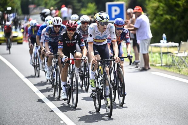 2025 Tour de France: Iván Romeo leads the pack on stage 20.