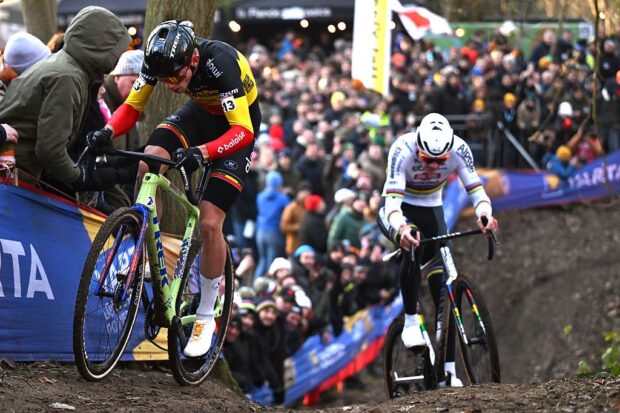 GAVERE, BELGIUM - DECEMBER 26: (L-R) Thibau Nys of Belgium and Team Baloise Glowi Lions and Mathieu Van Der Poel of Netherlands and Team Alpecin-Deceuninck compete during the 4th UCI Cyclo-cross World Cup Gavere 2025 - Men&amp;apos;s Elite on December 26, 2025 in Gavere, Belgium. (Photo by Luc Claessen/Getty Images)