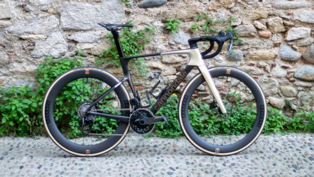 Fui a Girona a ver cómo anda la nueva Cannondale SuperSix y no quería bajarme