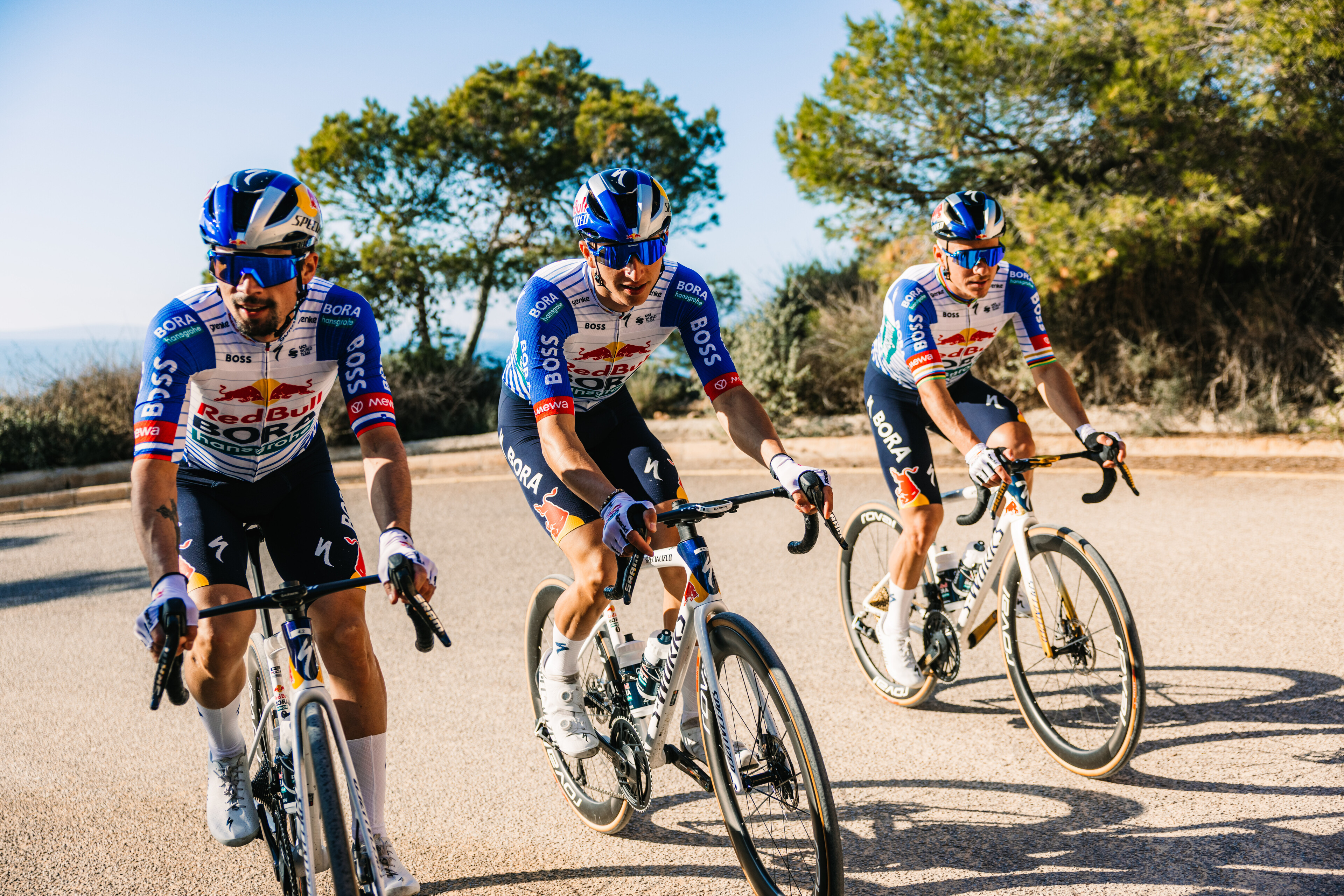 Primož Roglič, Florian Lipowitz y Remco Evenepoel