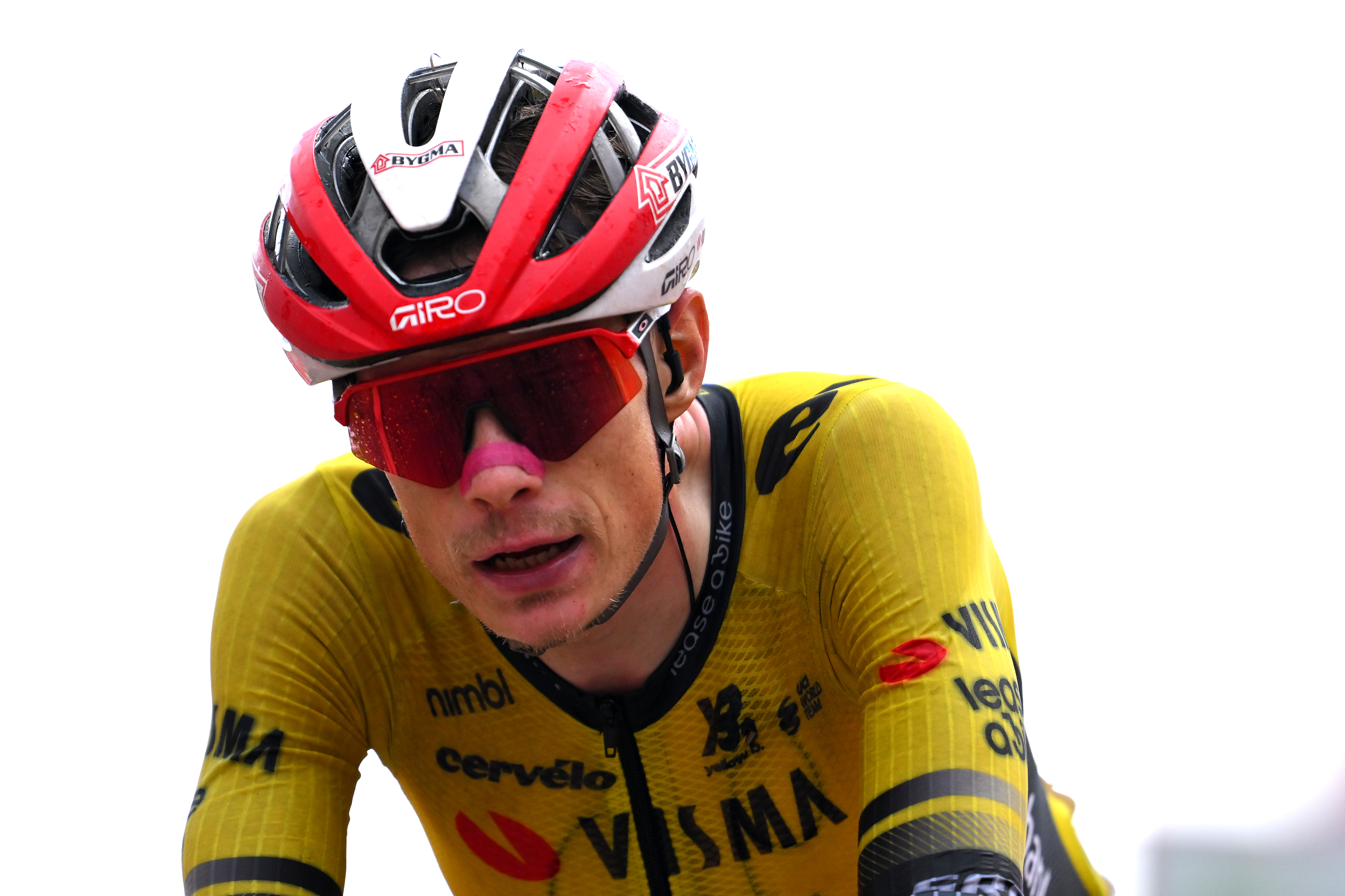 ALFARO, ESPAÑA - 31 DE AGOSTO: Jonas Vingegaard de Dinamarca y el equipo Visma | Lease a Bike celebra en la línea de meta como ganador de etapa durante La Vuelta - 80a Vuelta a España 2025, Etapa 9, una etapa de 195,5 km desde Alfaro hasta la Estación de Esqui de Valdezcaray 1541m / #UCIWT / el 31 de agosto de 2025 en Alfaro, España. (Foto de Tim de Waele/Getty Images)