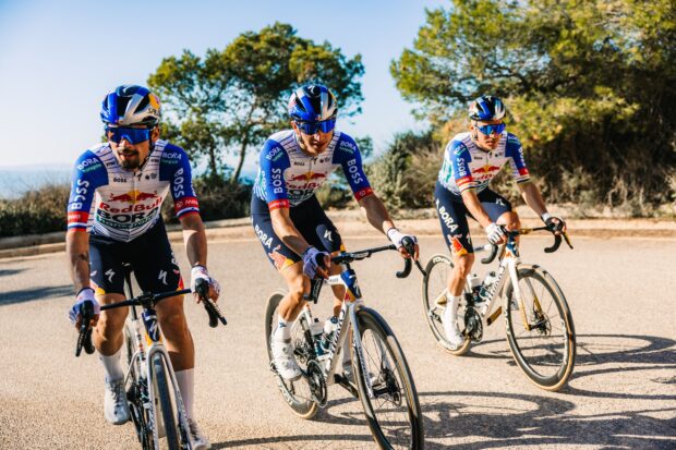 Mientras la nueva superestrella de Red Bull-Bora-Hansgrohe florece, ¿cómo les va a sus co-líderes Primož Roglič, Florian Lipowitz y Jai Hindley al comienzo de la temporada?