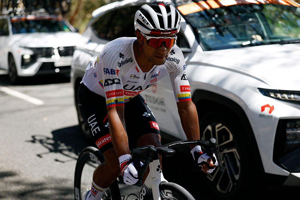 NORWOOD, AUSTRALIA - 22 DE ENERO: Jhonatan Narvaez de Ecuador y UAE Team Emirates compite durante el 26º Santos Tour Down Under 2026, Etapa 2, una etapa de 148,1 km desde Norwood hasta Uraidla 495m / #UCIWT / el 22 de enero de 2026 en Norwood, Australia. (Foto de Con Chronis/Getty Images)