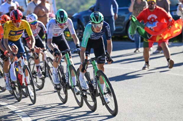 LOULE, PORTUGAL - FEBRUARY 22: (L-R) Oscar Onley of Great Britain and Team INEOS Grenadiers, Juan Ayuso of Spain and Team Lidl - Trek - Yellow leader jersey, Paul Seixas of France and Team Decathlon CMA CGM - White best young jersey and Matthew Riccitello of United States and Team Decathlon CMA CGM compete in the breakaway during the 52nd Volta ao Algarve em Bicicleta 2026, Stage 5 a 148.4km stage from Faro to Malhao - Loule 512m on February 22, 2026 in Loule, Portugal. (Photo by Dario Belingheri/Getty Images)