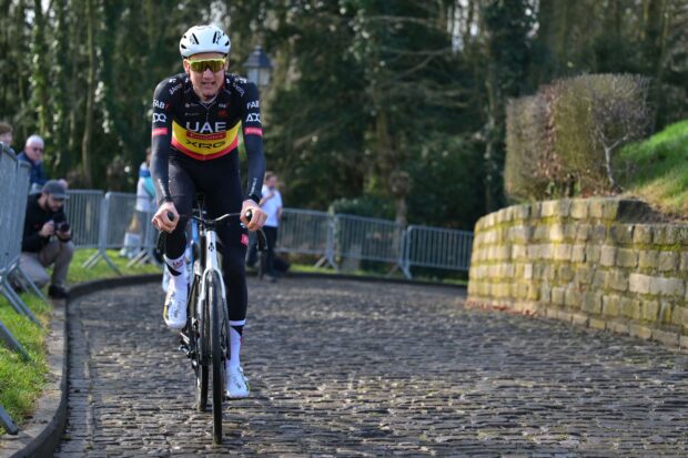 "Aún tenemos el arma grande por llegar" – ¿Es el UAE Team Emirates-XRG la mayor amenaza para Mathieu van der Poel en Omloop Het Nieuwsblad, incluso sin Pogačar?