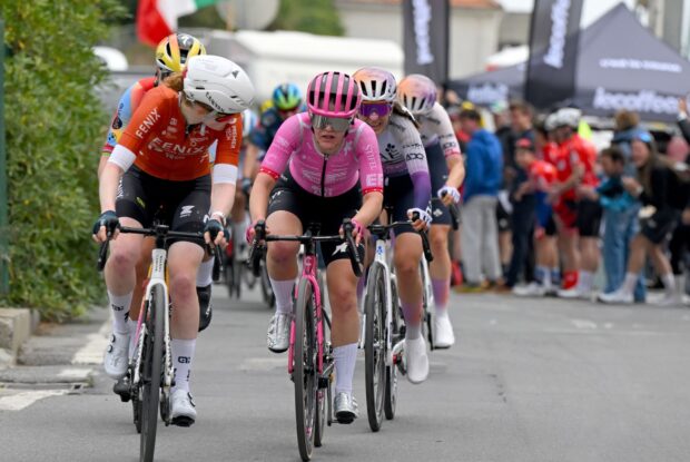 "Cada año estoy un paso más cerca, quizás el año que viene" - Noemí Rüegg, emocionada tras el segundo podio en Milán-San Remo