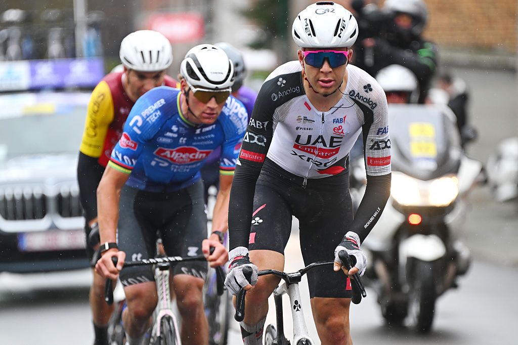 'Florian Vermeersch was too generous to Mathieu van der Poel' – Sean Kelly questions tactics on display at Opening Weekend