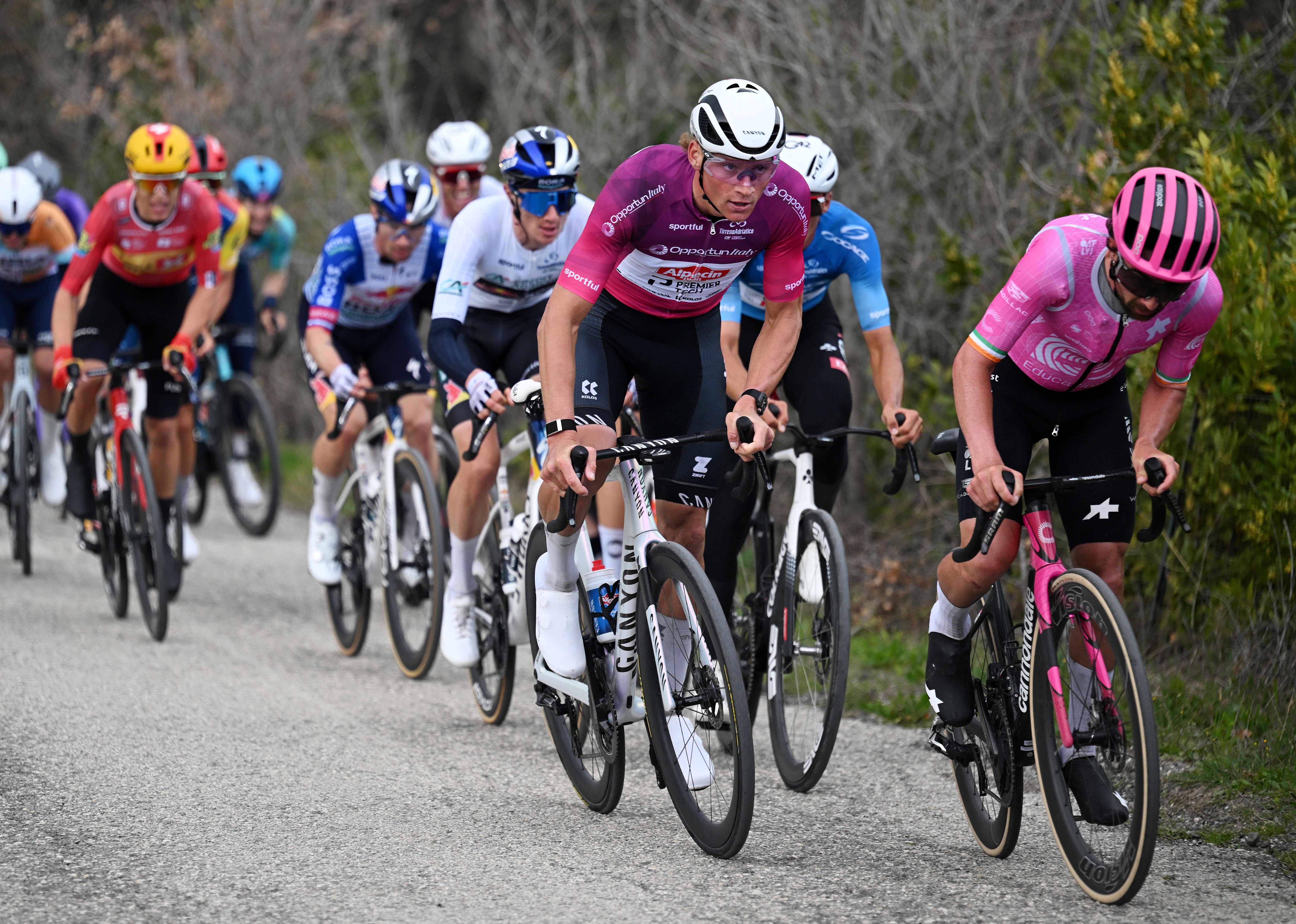 Mathieu van der Poel en la etapa 4 de Tirreno-Adriático 2026