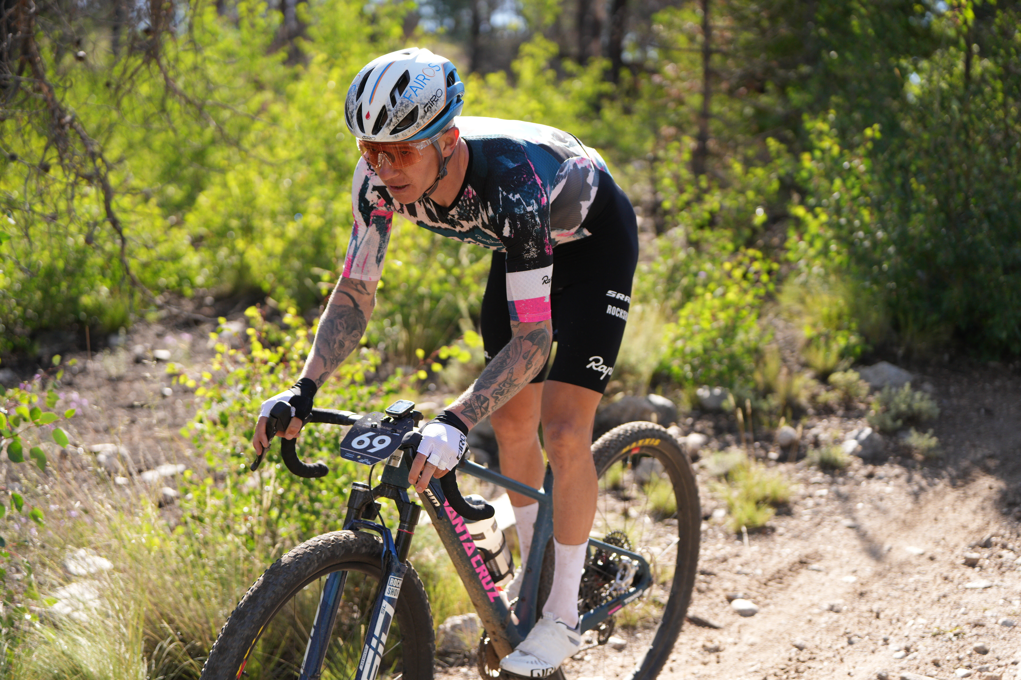 Keegan Swenson (Santa Cruz Bicycles) viaja en solitario para ganar una cuarta MTB Leadville Trail 100 y ampliar su ventaja en el Life Time Grand Prix.