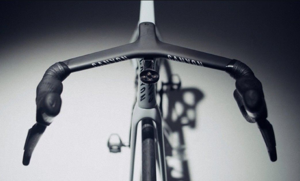 Un manillar de carreras Canyon CP0053