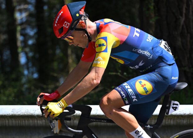 'Han sido unos días difíciles' - Juan Ayuso abandona Itzulia País Vasco antes de tener la oportunidad de salir del gran déficit de la general