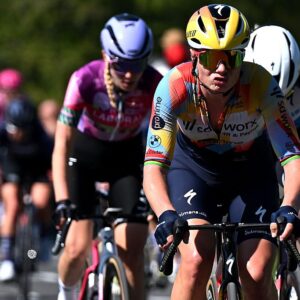 Lotte Kopecky races uphill at Liège-Bastogne-Liège Femmes 2026