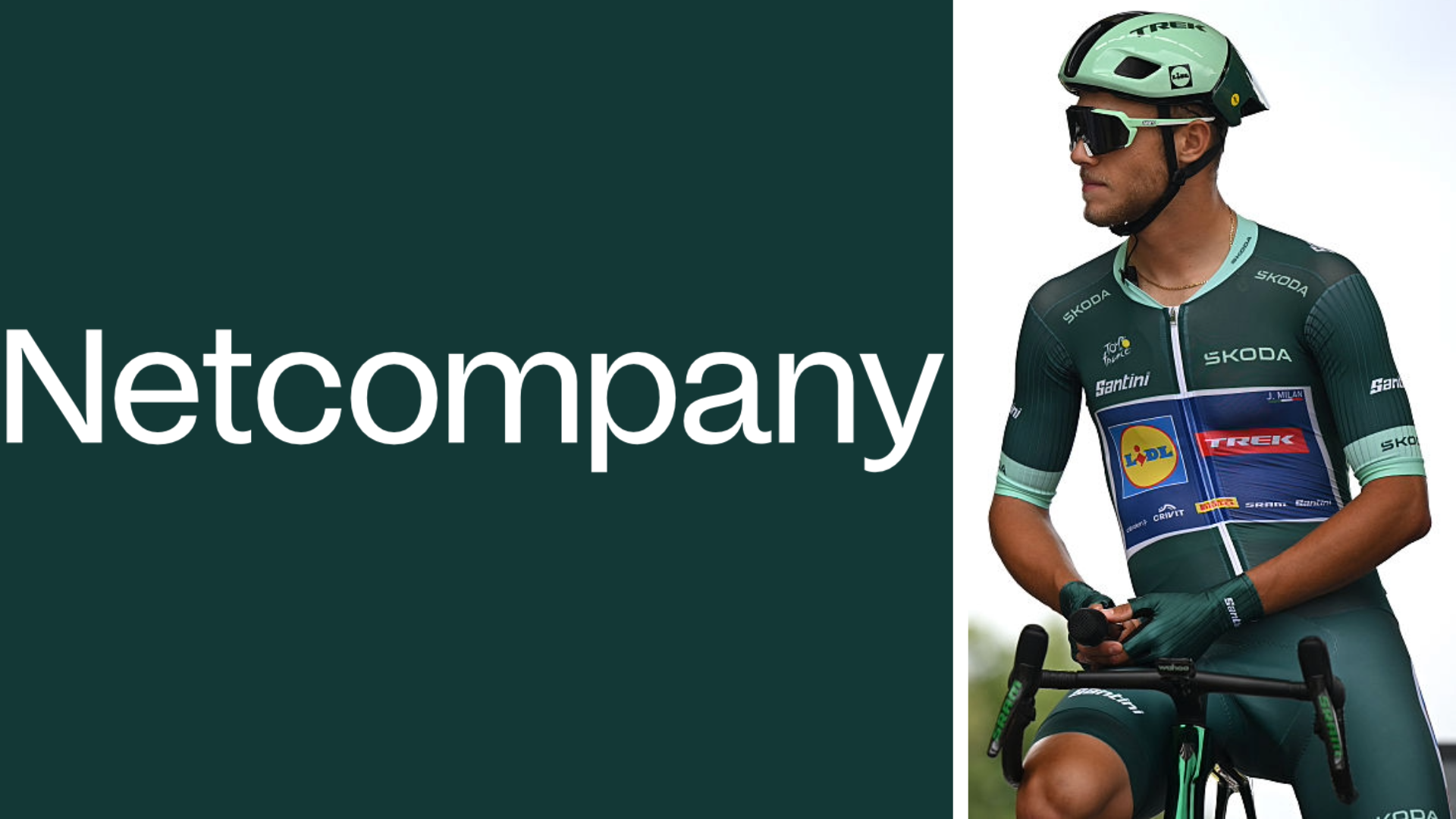 Una imagen dividida que muestra el logotipo de Netcompany sobre un fondo verde oscuro, un color muy similar al maillot verde del Tour de Francia usado por Jonathan Milan en la sección derecha de la imagen.
