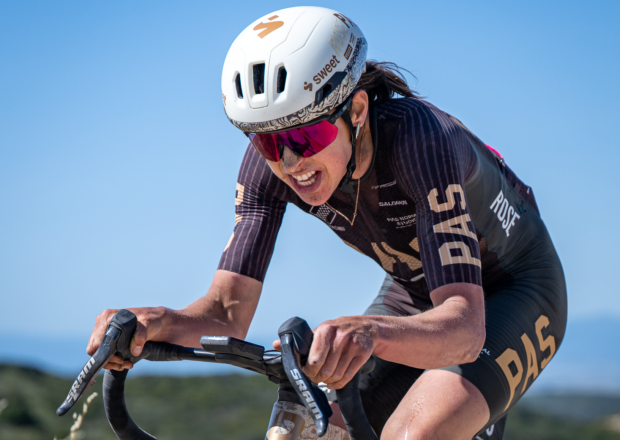 Karolina Migoń rides to fourth place at 2026 Sea Otter Classic Gravel, and was third among the Life Time Grand Prix riders