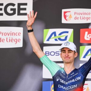 'Esto sería tan horrible': la canción del músico alemán que ruega a Paul Seixas que no fiche por el UAE Team Emirates se vuelve viral