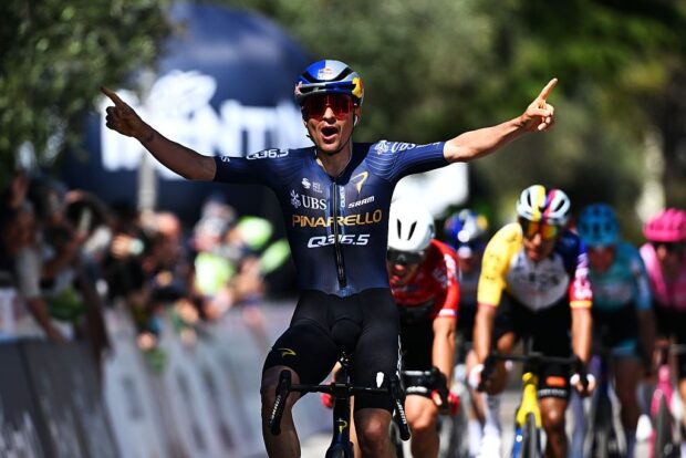 2026 Tour of the Alps: Tom Pidcock wins stage 3